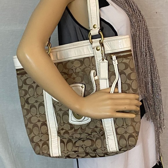 COACH XL Tan White Jacquard Fabric Shoulder Bag - Picture 8 of 12